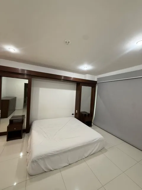 Alquilo Dpto semi amoblado, zona eje corporativo!!! - en Alquiler - Asunción — foto 7